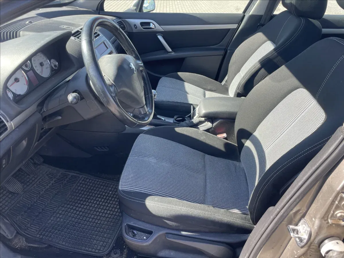 Peugeot 407 - Náhled 7
