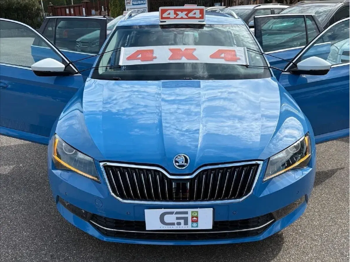 Škoda Superb - Obrázek 1