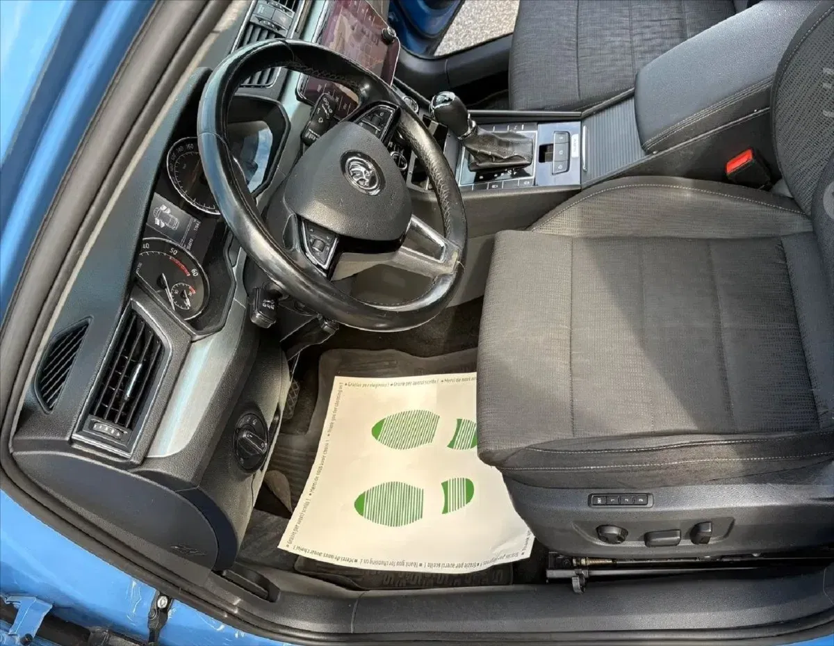 Škoda Superb - Náhled 5