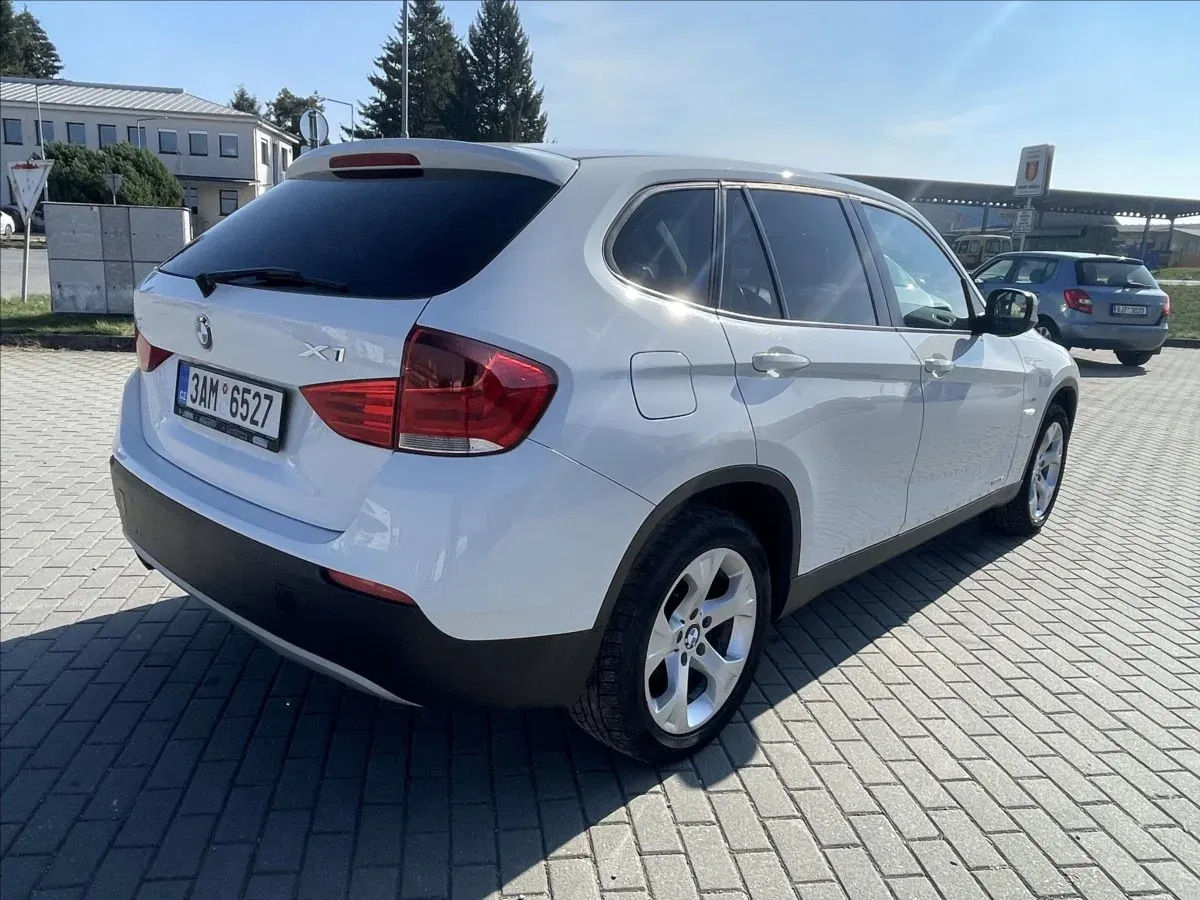 BMW X1 - Náhled 4