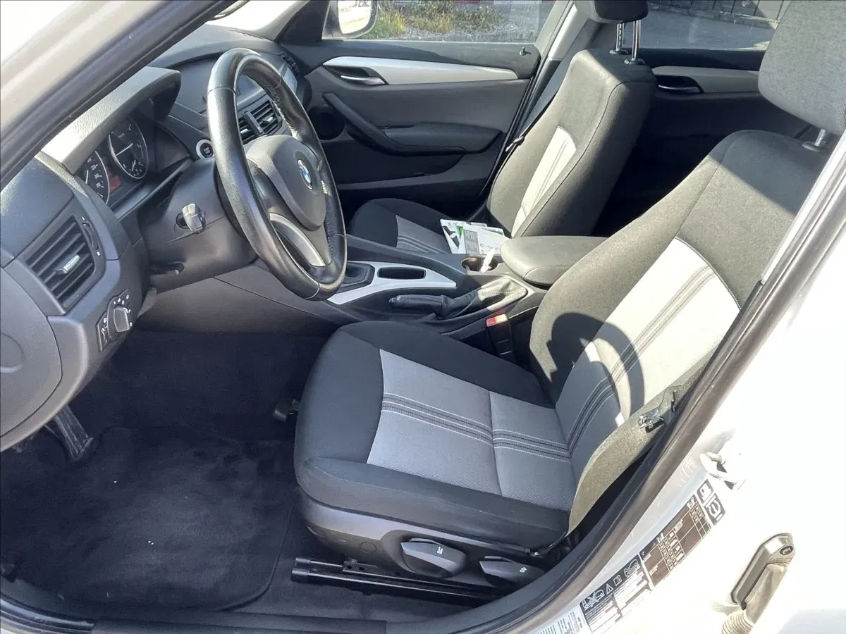 BMW X1 - Náhled 7
