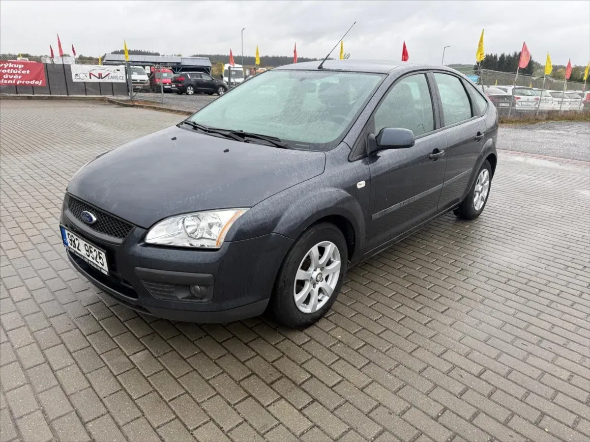 Ford Focus 1,6 i 16V 74kw Klima Tažné 2sady kol, 2007