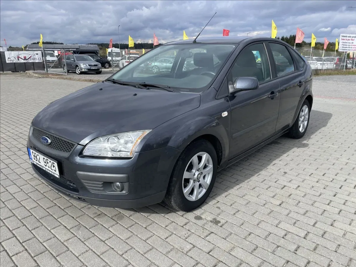 Ford Focus 1,6 i 16V 74kw Klima Tažné 2sady kol, 2007