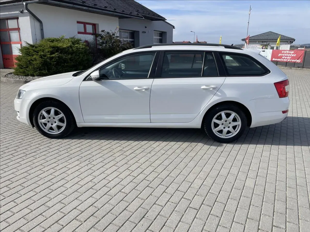 Škoda Octavia - Náhled 2