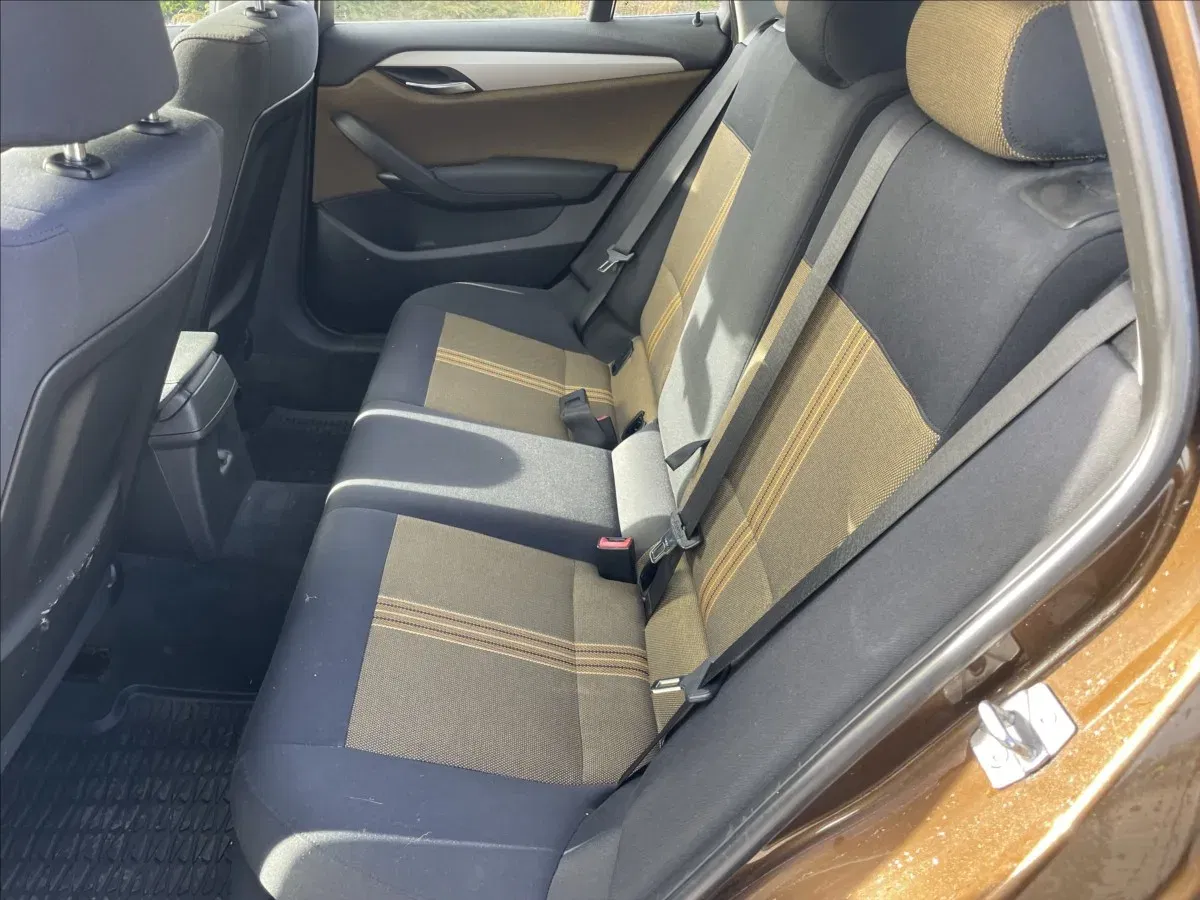 BMW X1 - Náhled 8