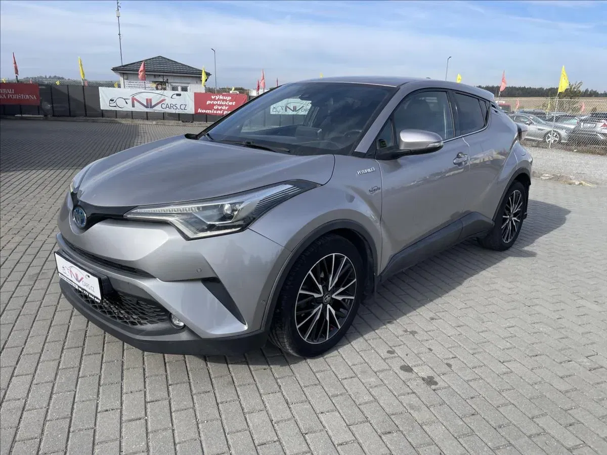 Toyota C-HR 1,8 i 72kw Hybrid e-CVT, 2018