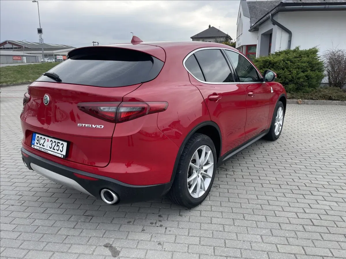 Alfa Romeo Stelvio - Náhled 4