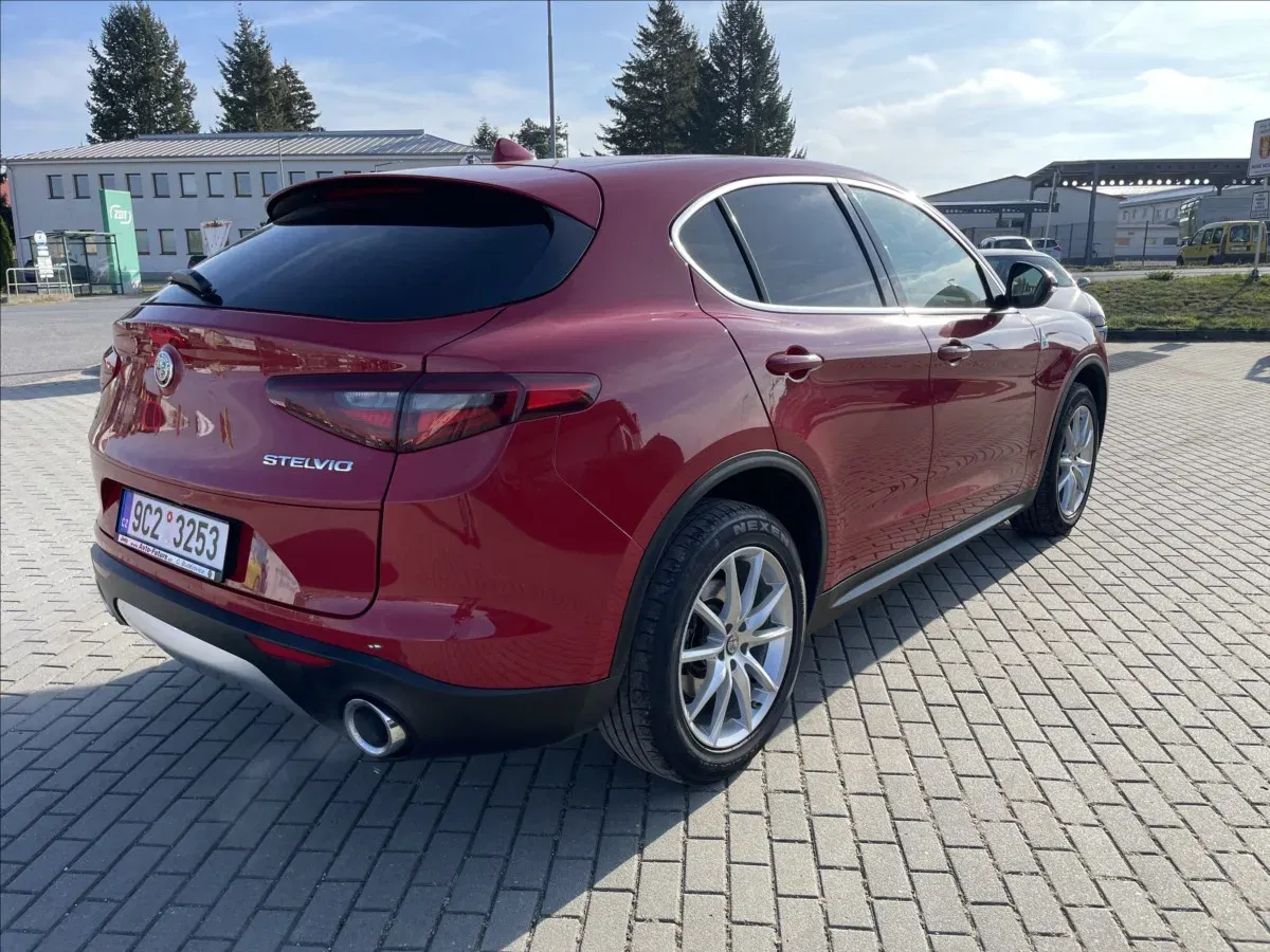 Alfa Romeo Stelvio - Náhled 4
