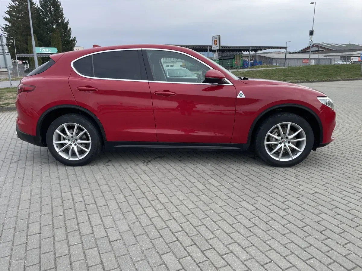 Alfa Romeo Stelvio - Náhled 5