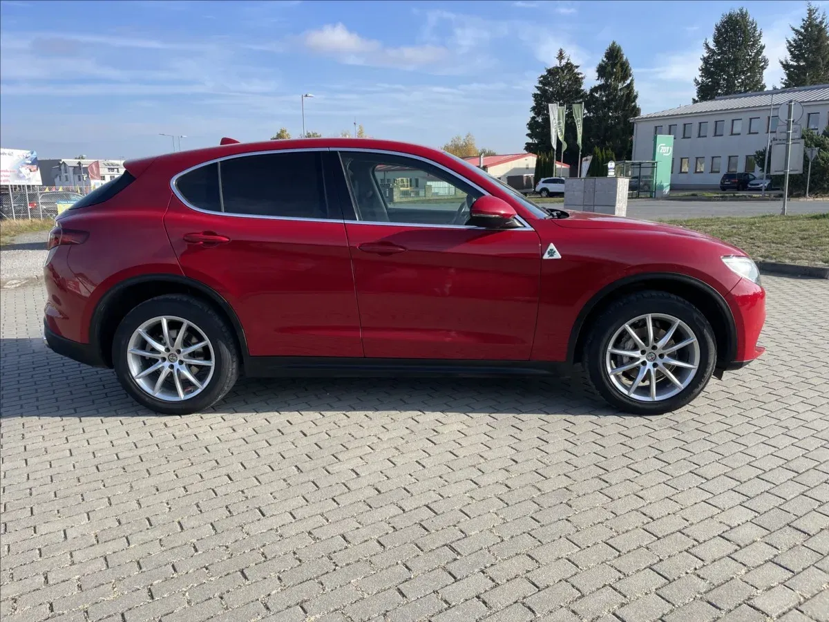 Alfa Romeo Stelvio - Náhled 5