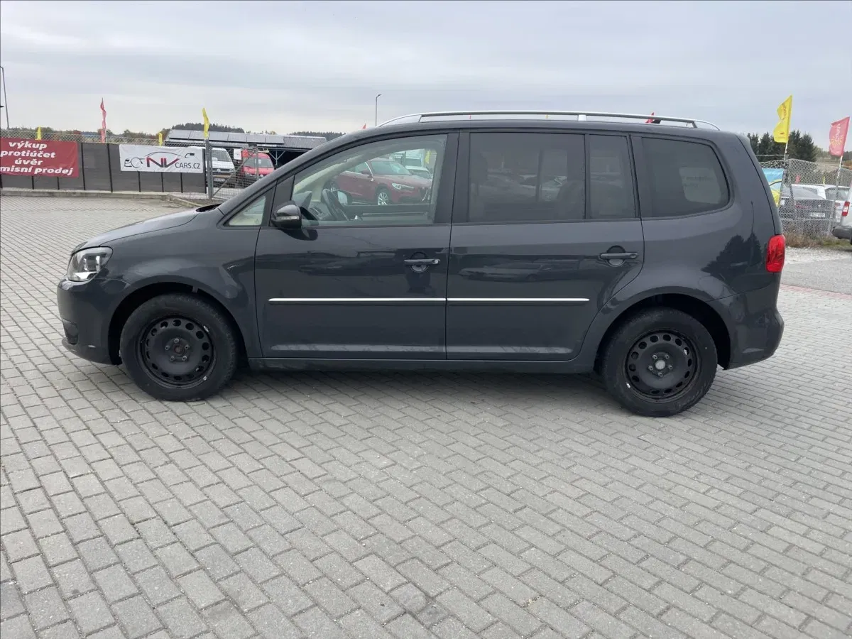 Volkswagen Touran - Náhled 2
