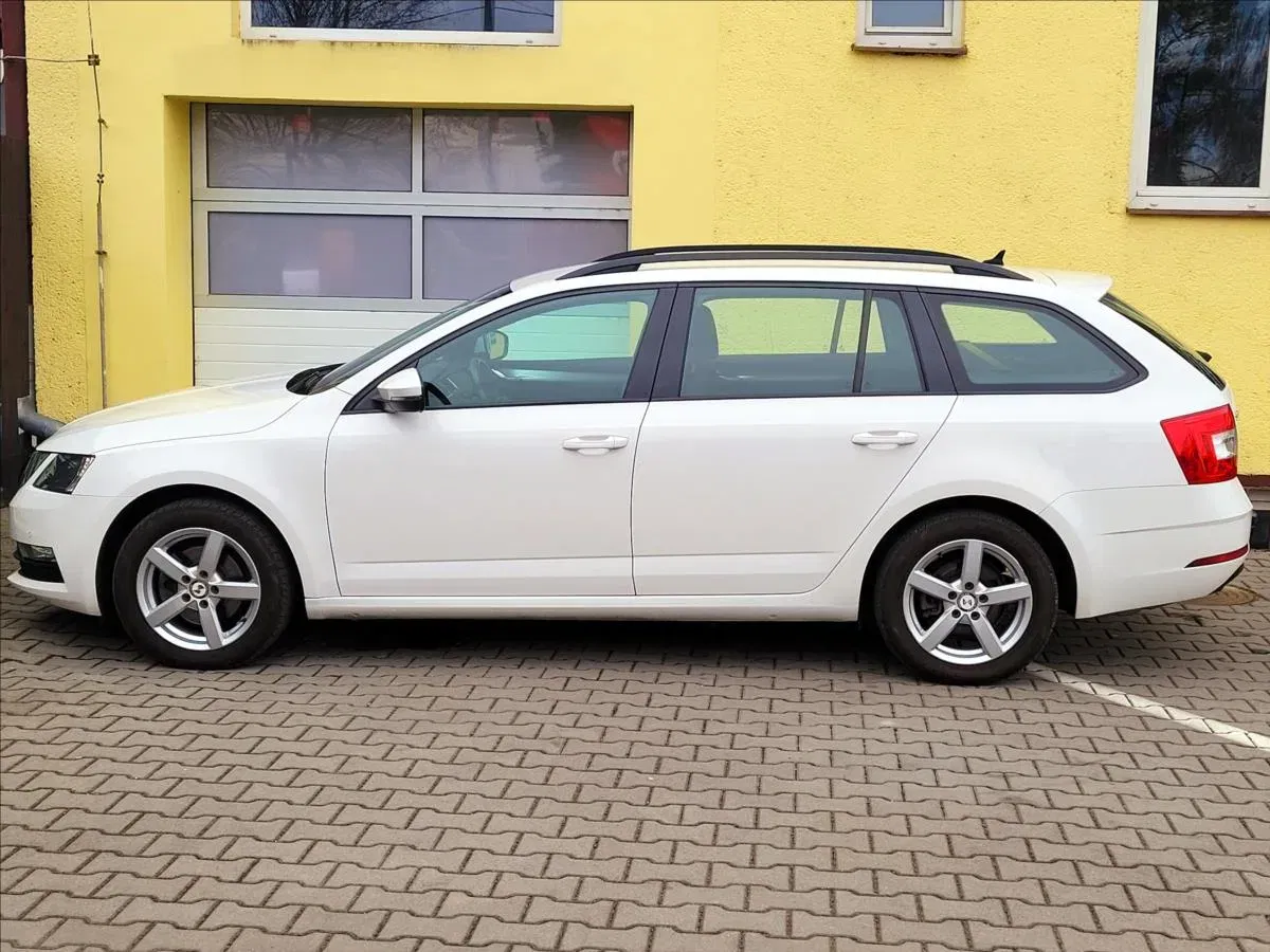 Škoda Octavia - Náhled 6