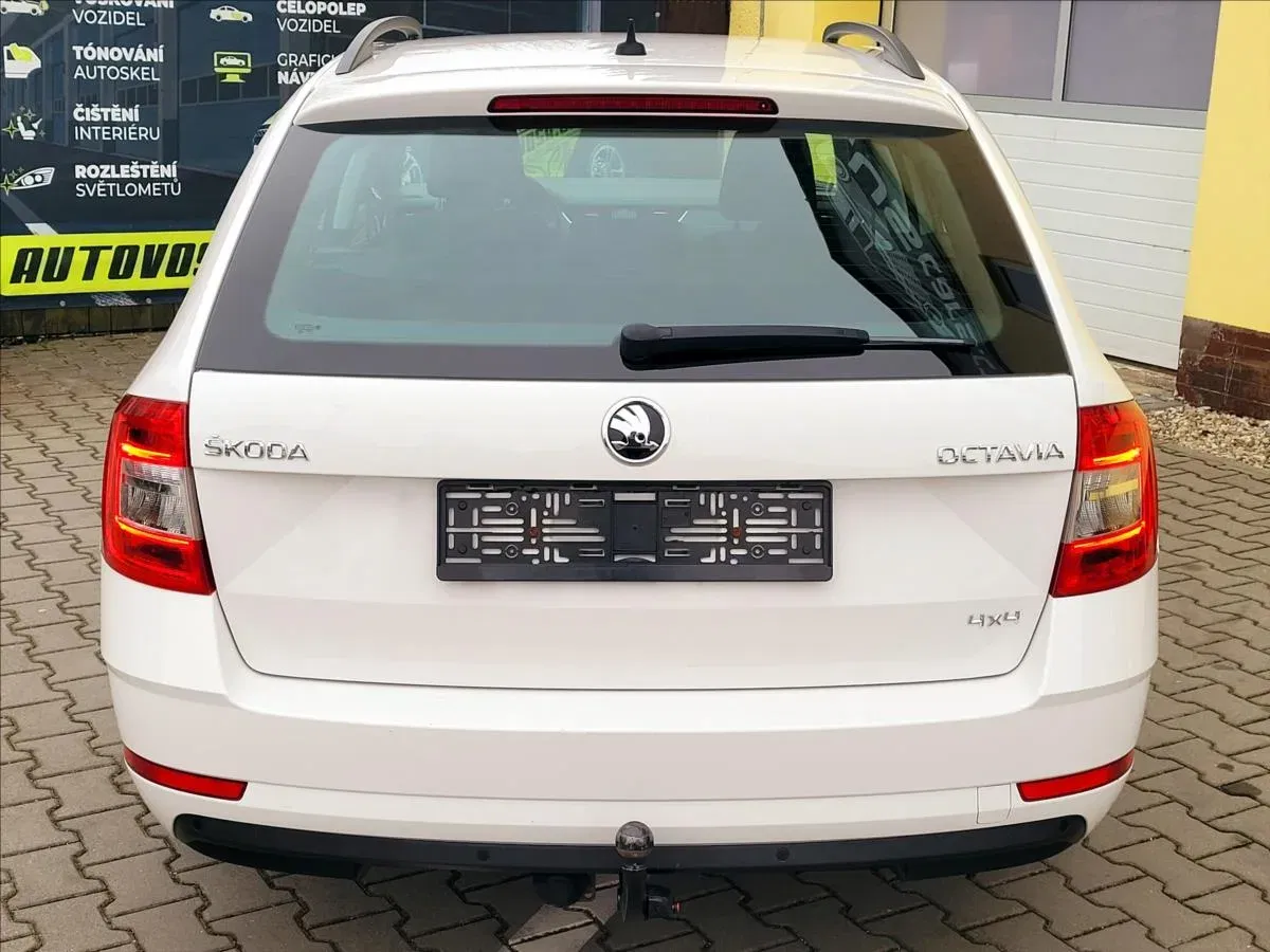 Škoda Octavia - Náhled 8