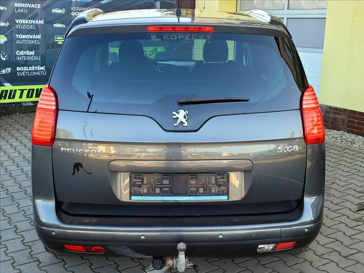 Peugeot 5008 - Náhled 8