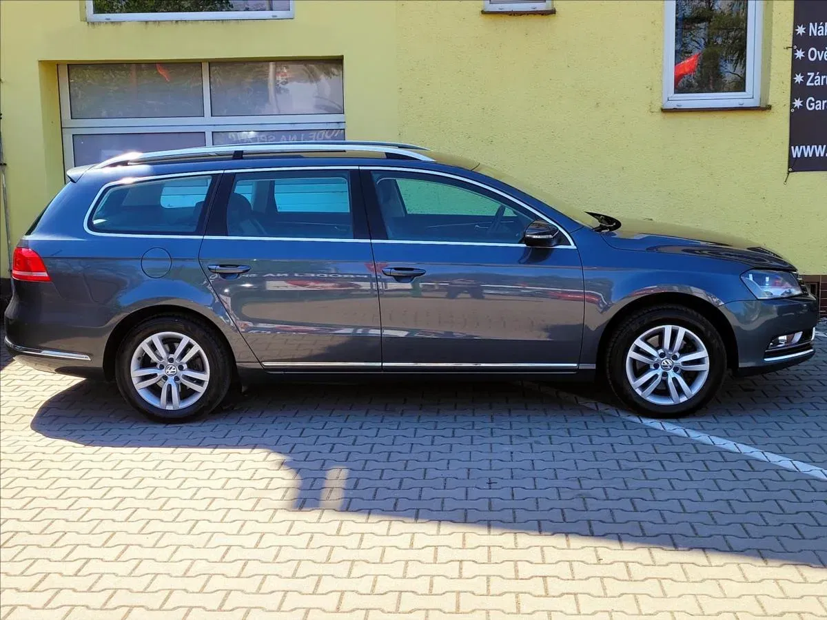 Volkswagen Passat - Náhled 6