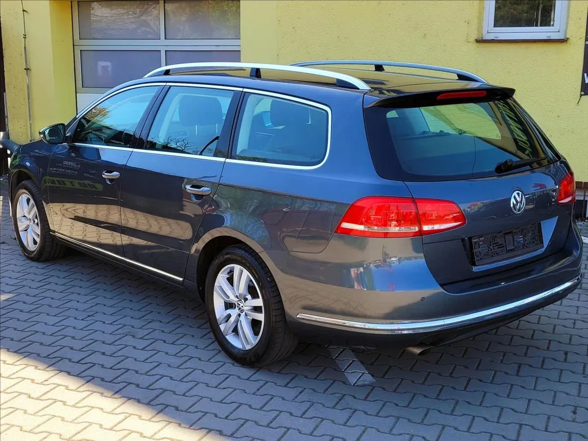 Volkswagen Passat - Náhled 8