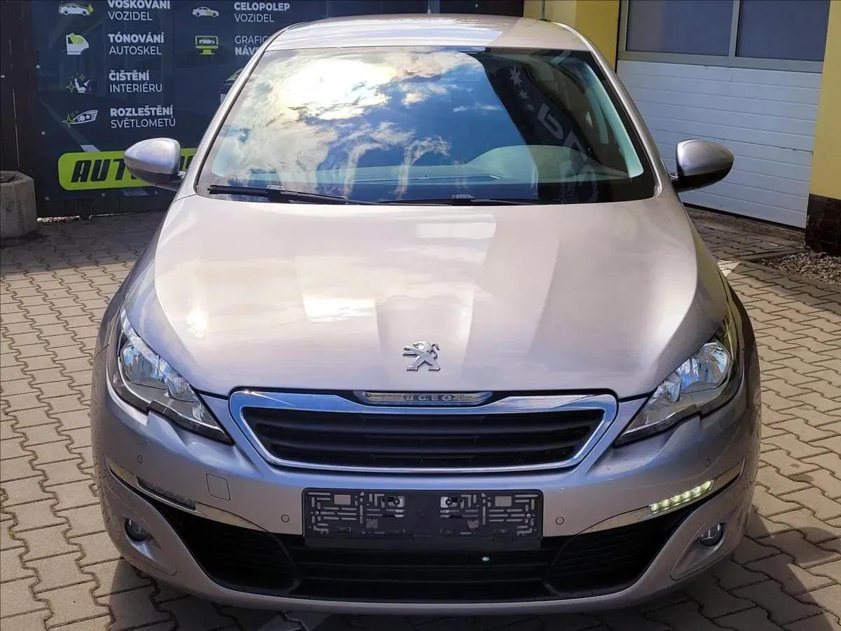 Peugeot 308 - Náhled 2