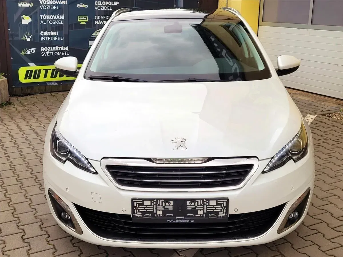 Peugeot 308 - Náhled 2