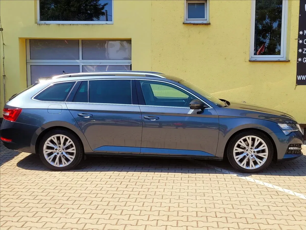 Škoda Superb - Náhled 8