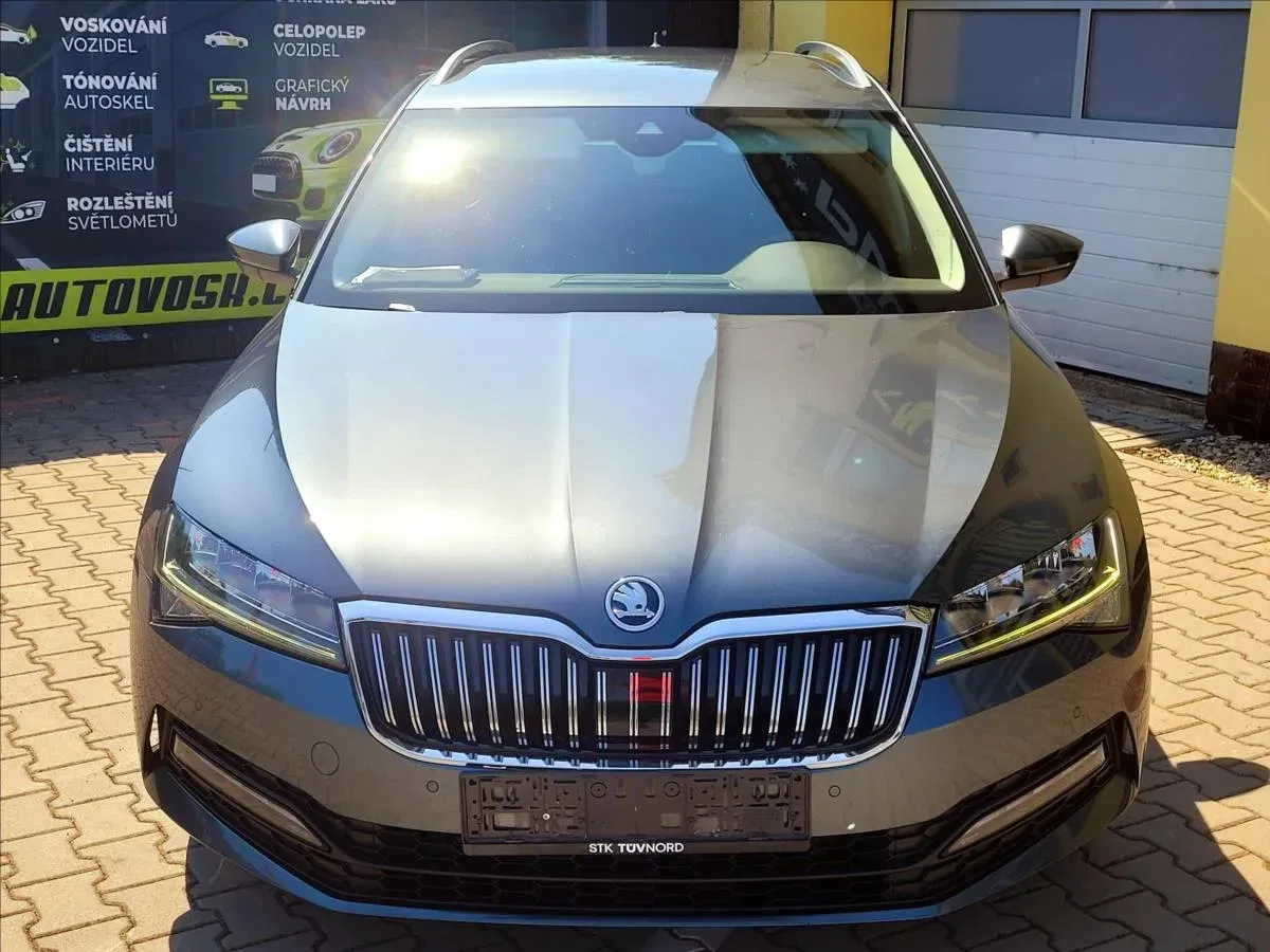 Škoda Superb - Náhled 2