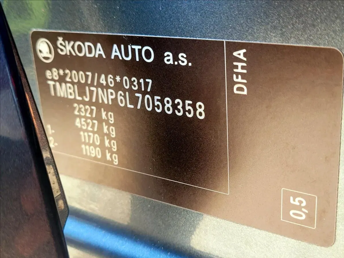 Škoda Superb - Náhled 6