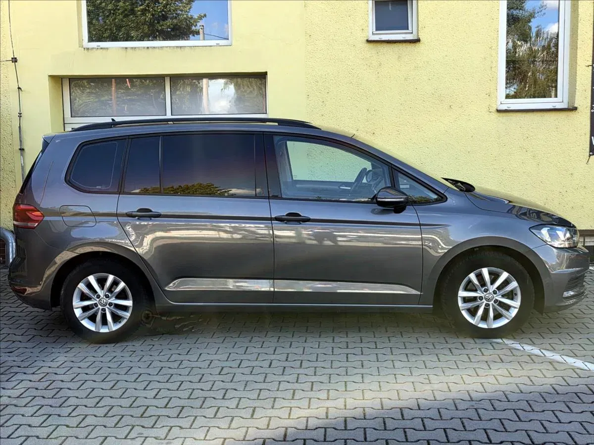 Volkswagen Touran - Náhled 6