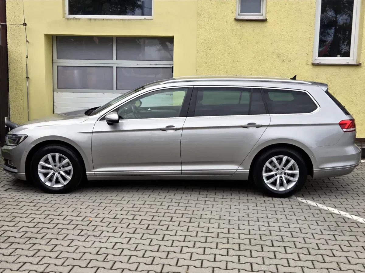 Volkswagen Passat - Náhled 8