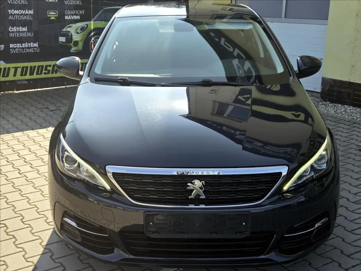 Peugeot 308 - Náhled 2