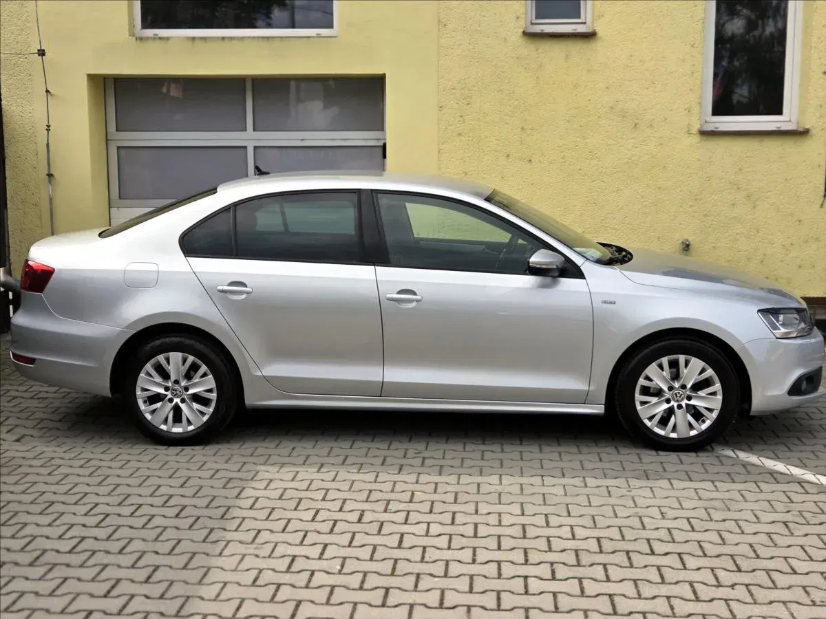 Volkswagen Jetta - Náhled 8