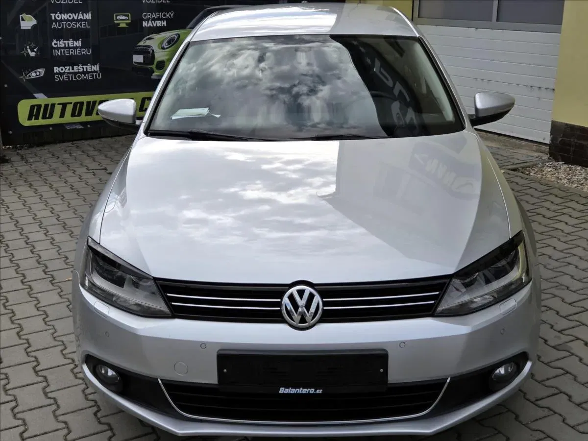 Volkswagen Jetta - Náhled 2