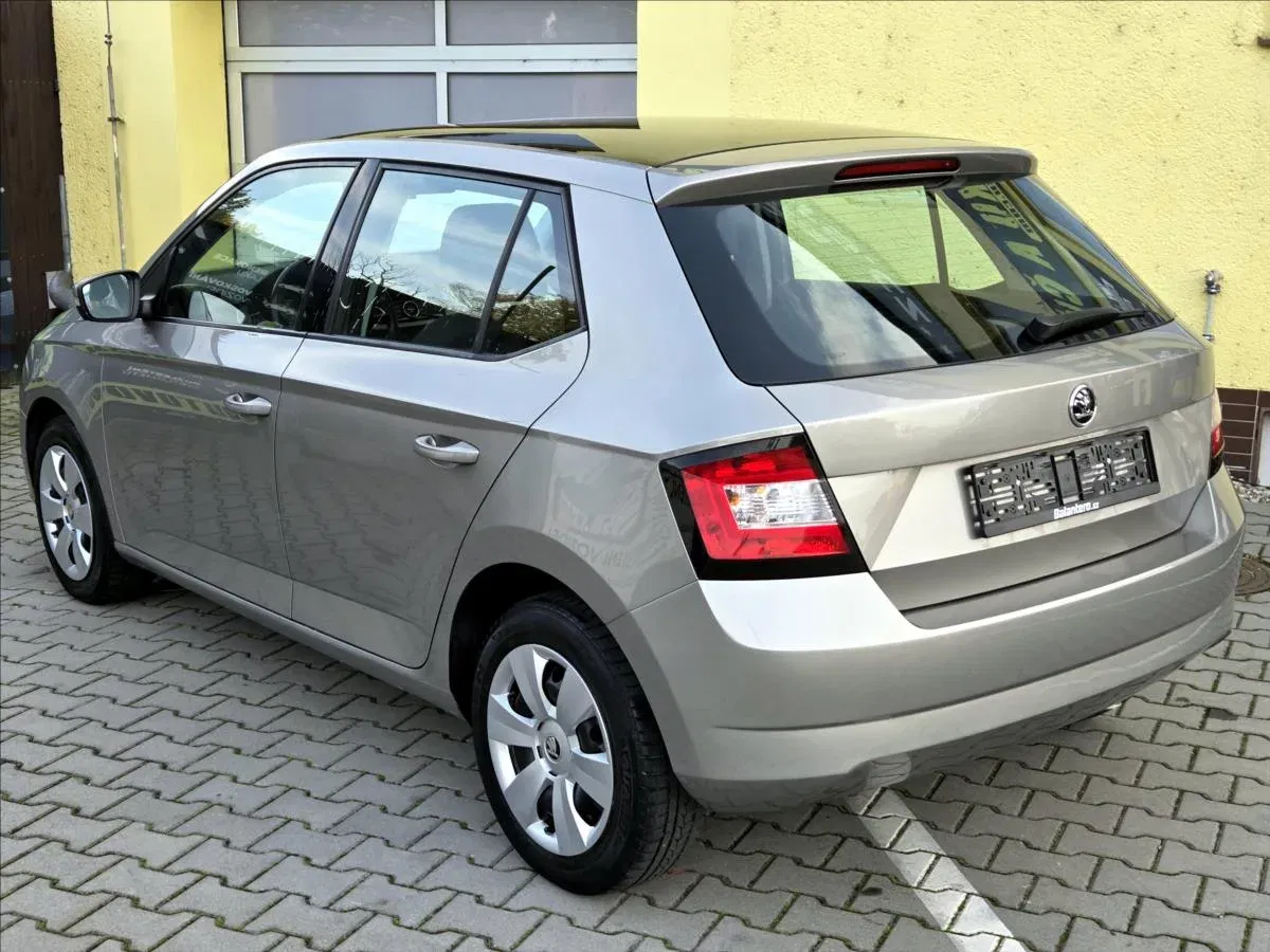 Škoda Fabia - Náhled 8