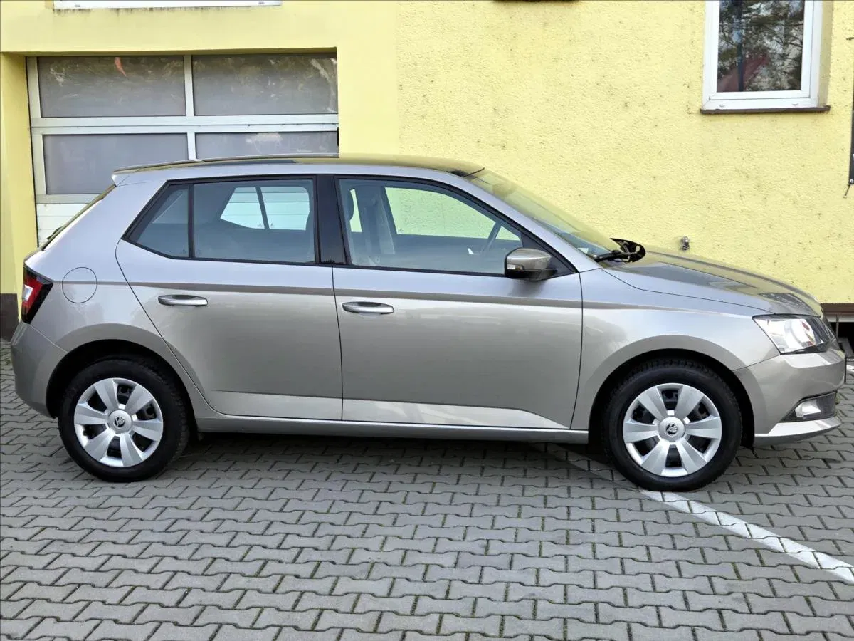 Škoda Fabia - Náhled 6