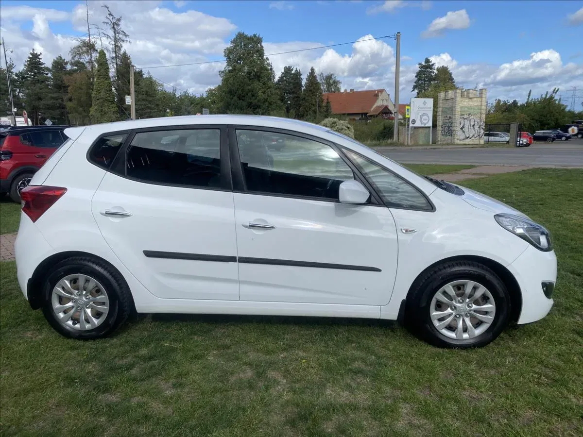 Hyundai ix20 - Náhled 4