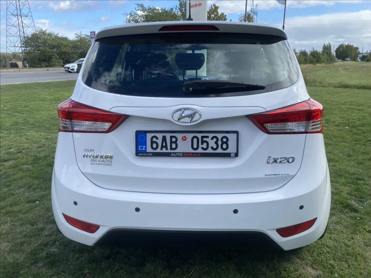 Hyundai ix20 - Náhled 8