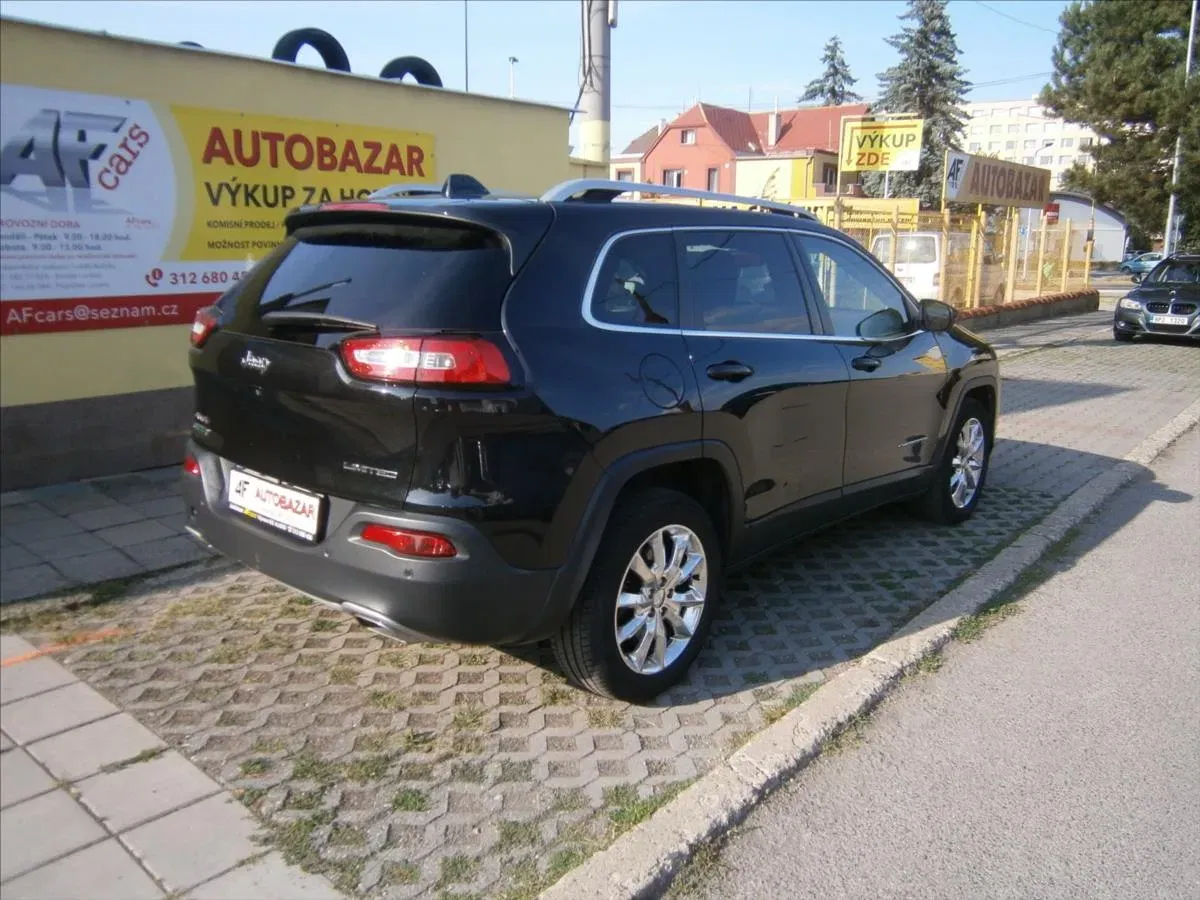 Jeep Cherokee - Náhled 6