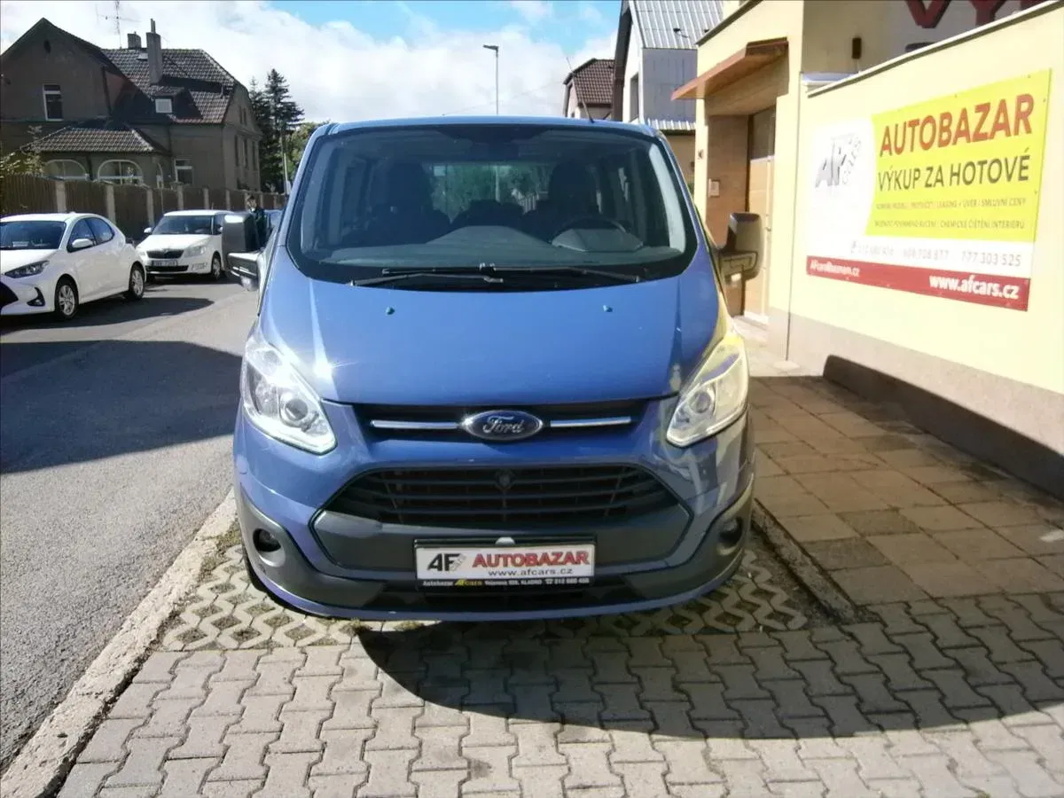 Ford Tourneo Custom - Náhled 2