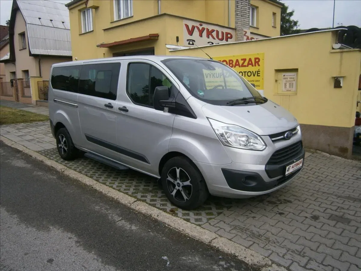 Ford Tourneo Custom - Obrázek 1
