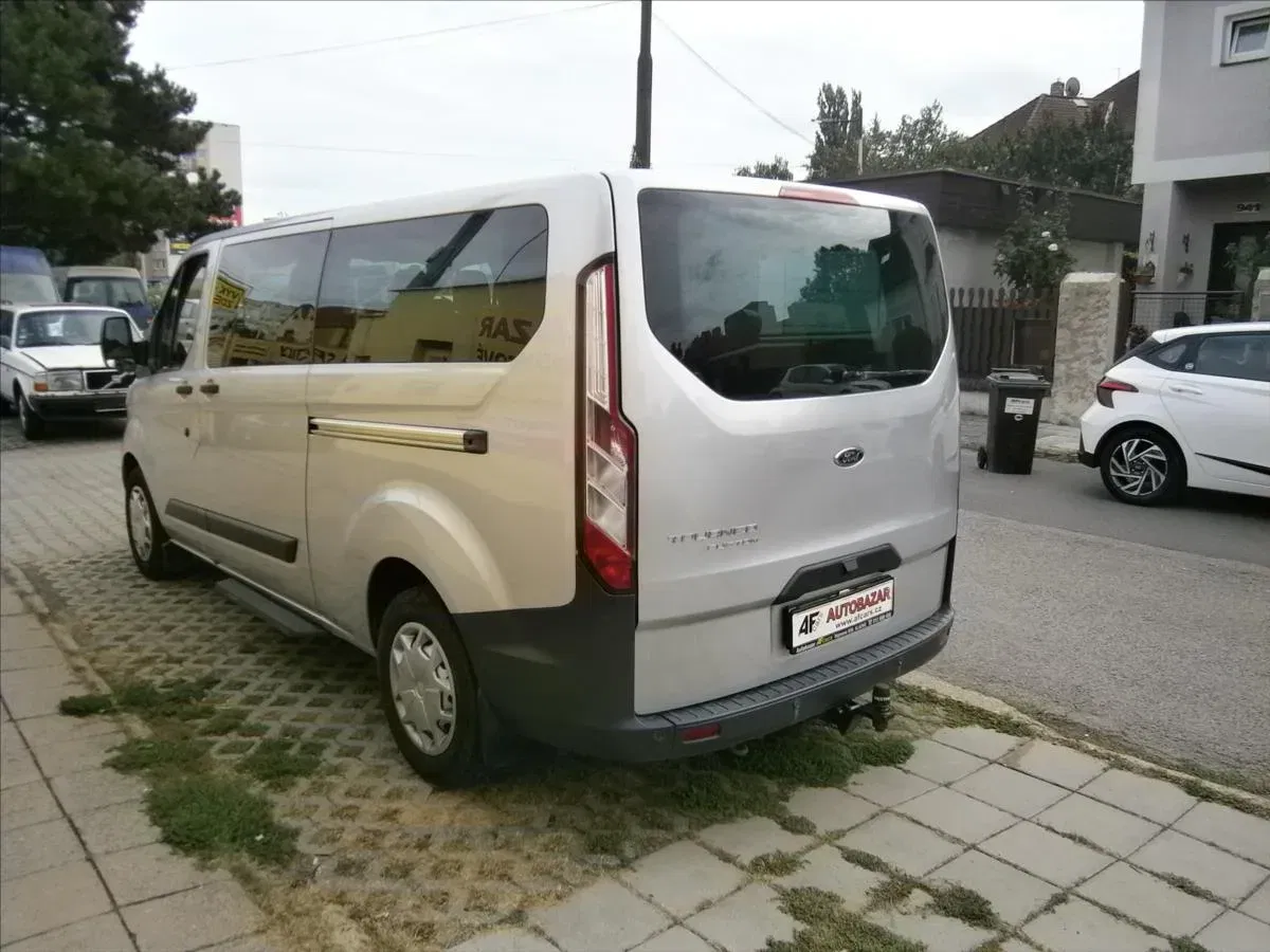 Ford Tourneo Custom - Náhled 4
