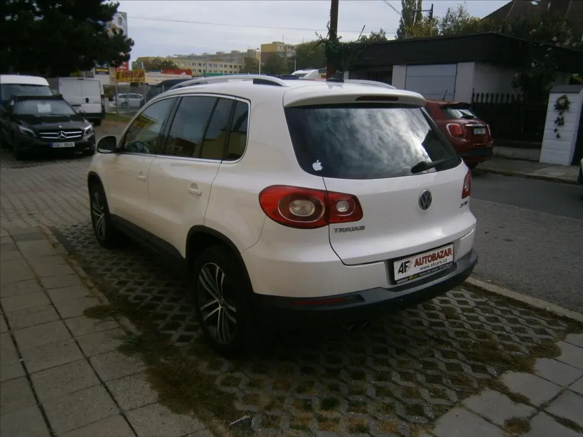 Volkswagen Tiguan - Náhled 4