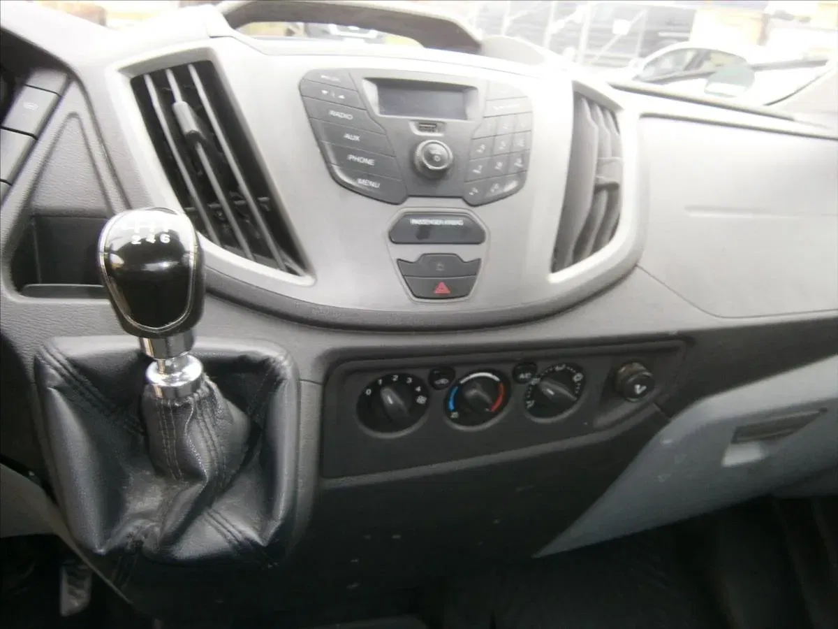 Ford Transit - Náhled 8