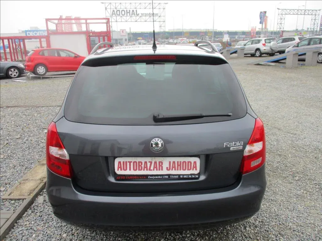 Škoda Fabia - Náhled 8