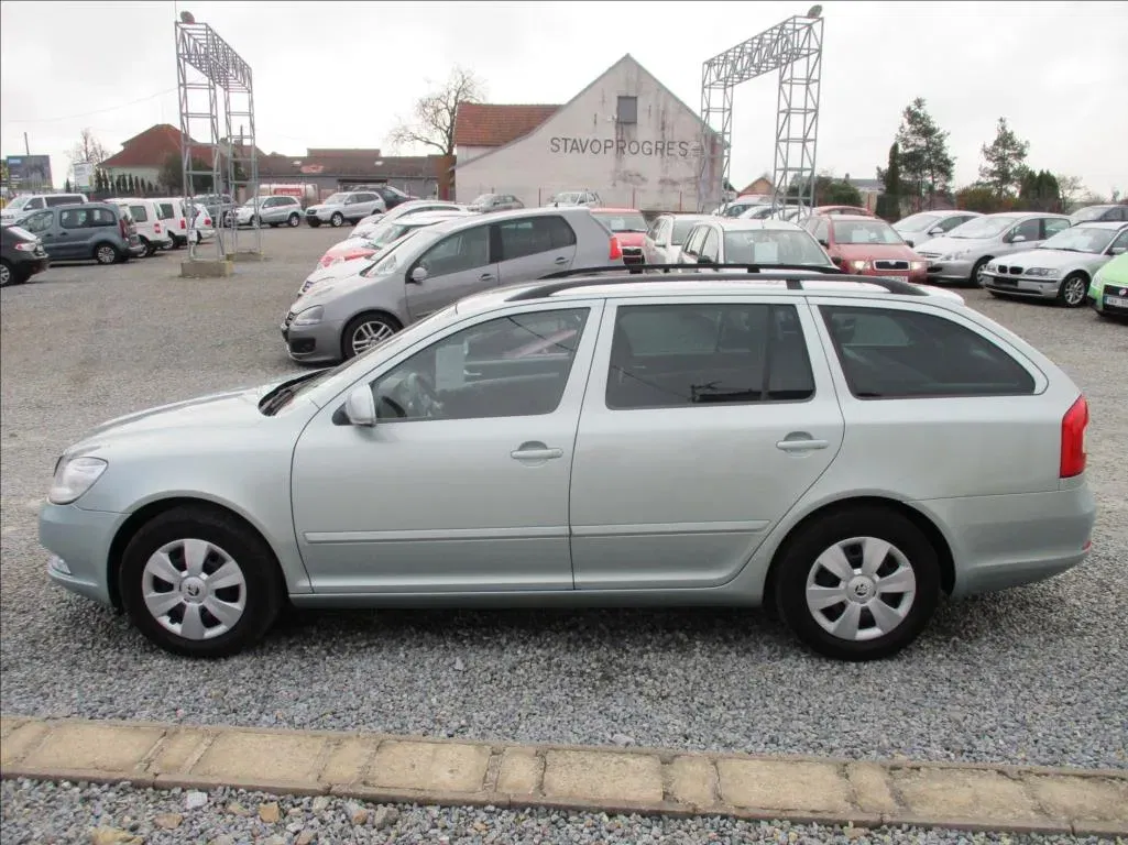 Škoda Octavia - Náhled 8