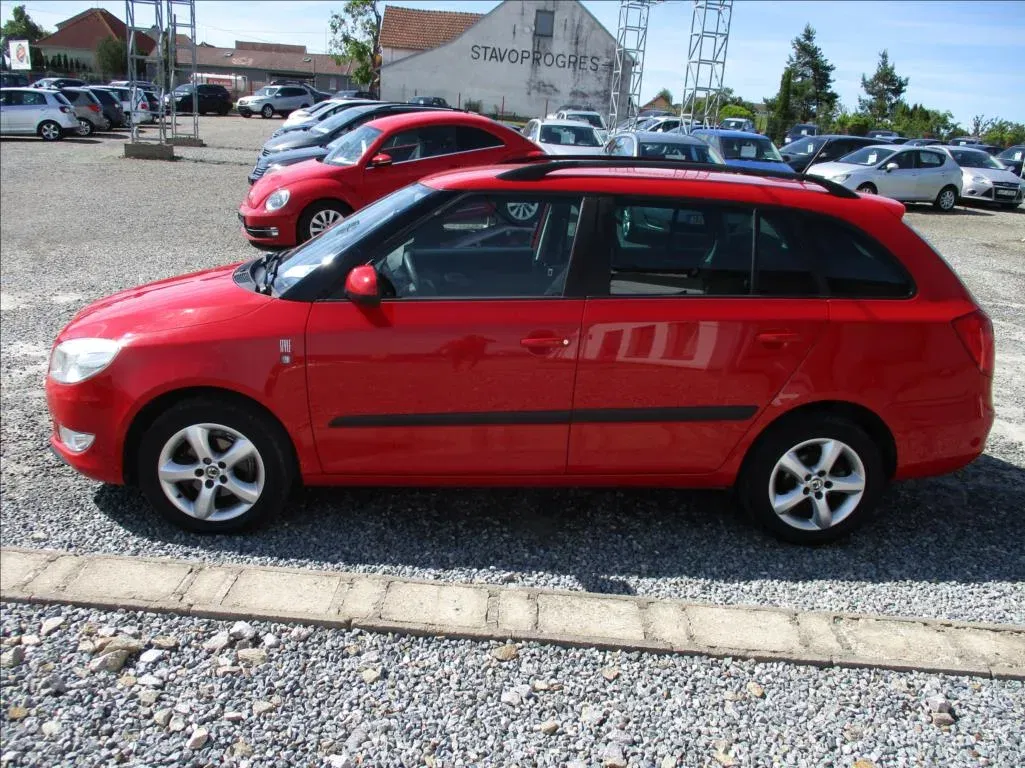 Škoda Fabia - Náhled 8