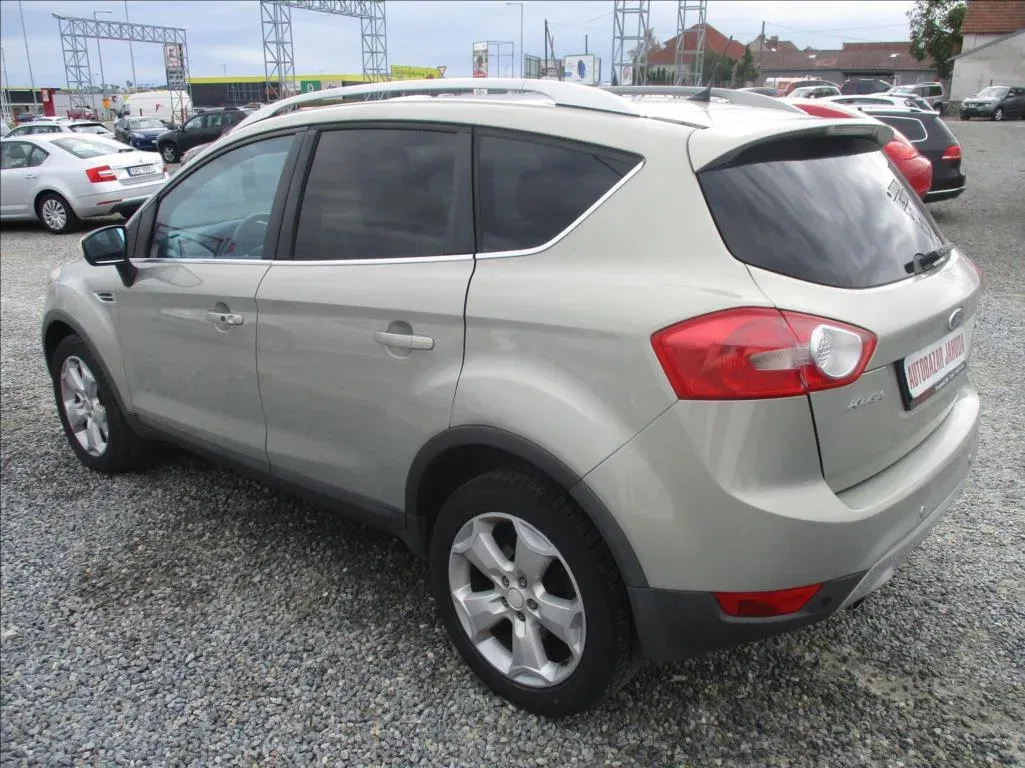 Ford Kuga - Náhled 7