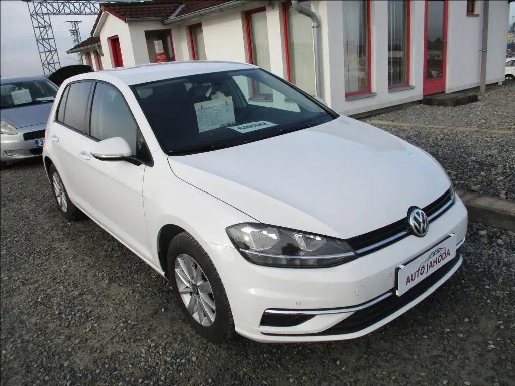Volkswagen Golf - Obrázek 1
