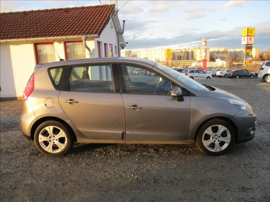 Renault Scénic - Náhled 4