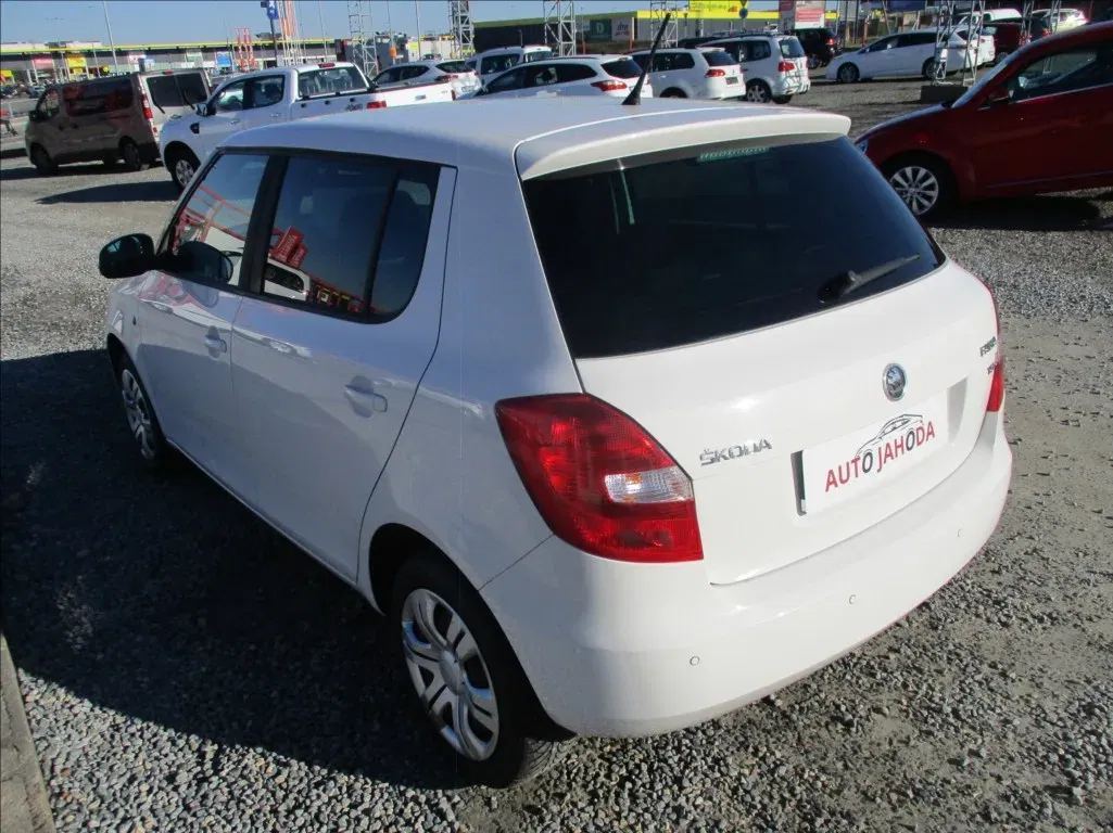 Škoda Fabia - Náhled 8