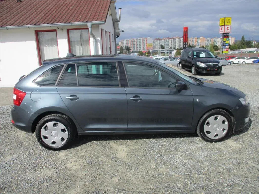 Škoda Rapid - Náhled 4