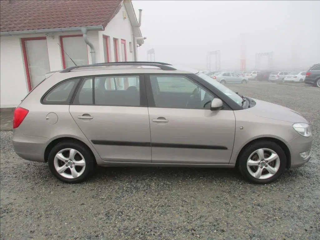 Škoda Fabia - Náhled 4