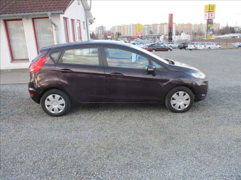 Ford Fiesta - Náhled 5